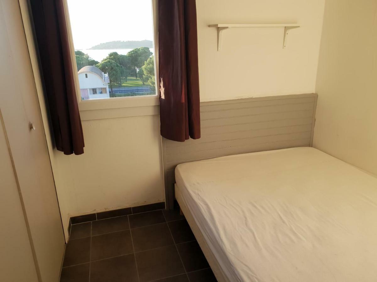 Logis 194 Apartment Груисан Екстериор снимка